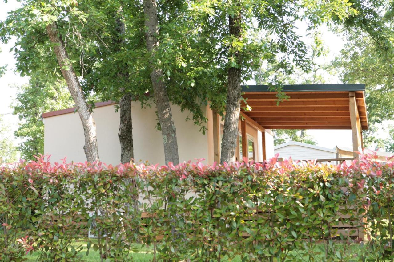 Camping Adria Mobile Home Park อูมัค ภายนอก รูปภาพ